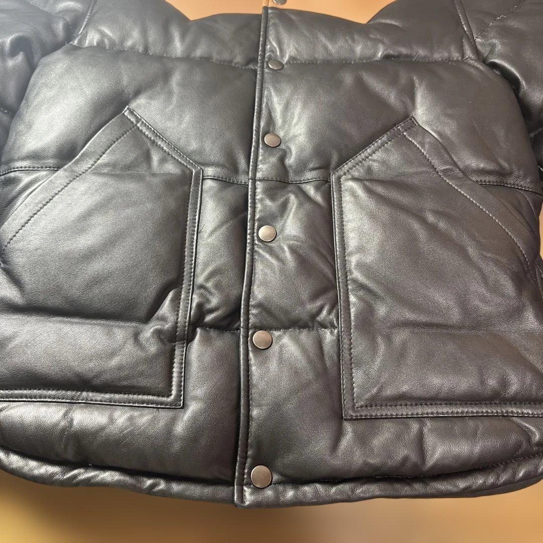 ラムレザー ダウンジャケット 羊革　襟ムートン　M ブラックXブラウン