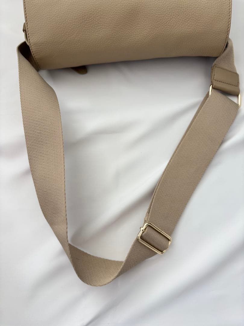 【美品 】ear PAPILLONNER ワイドテープ ショルダーバッグ レザー