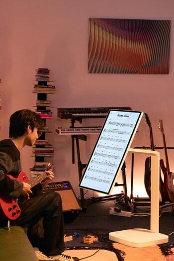 LG Smart Monitor Swing スタンド付 32U889SA-W