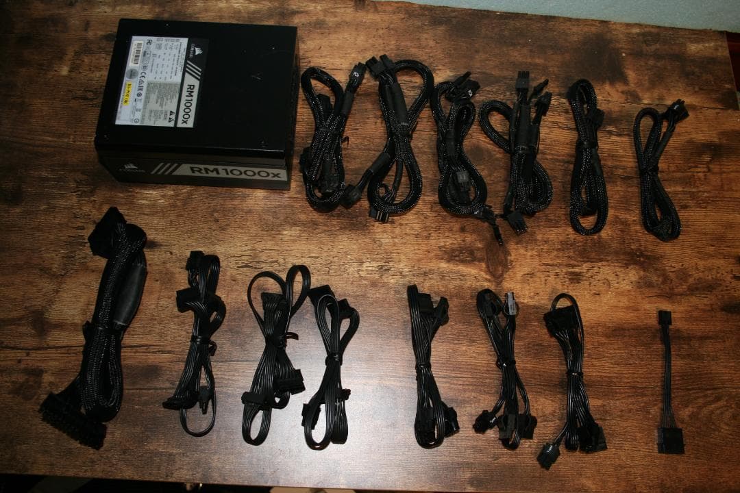 Corsair RM1000X 1000W モジュラー電源（中古）