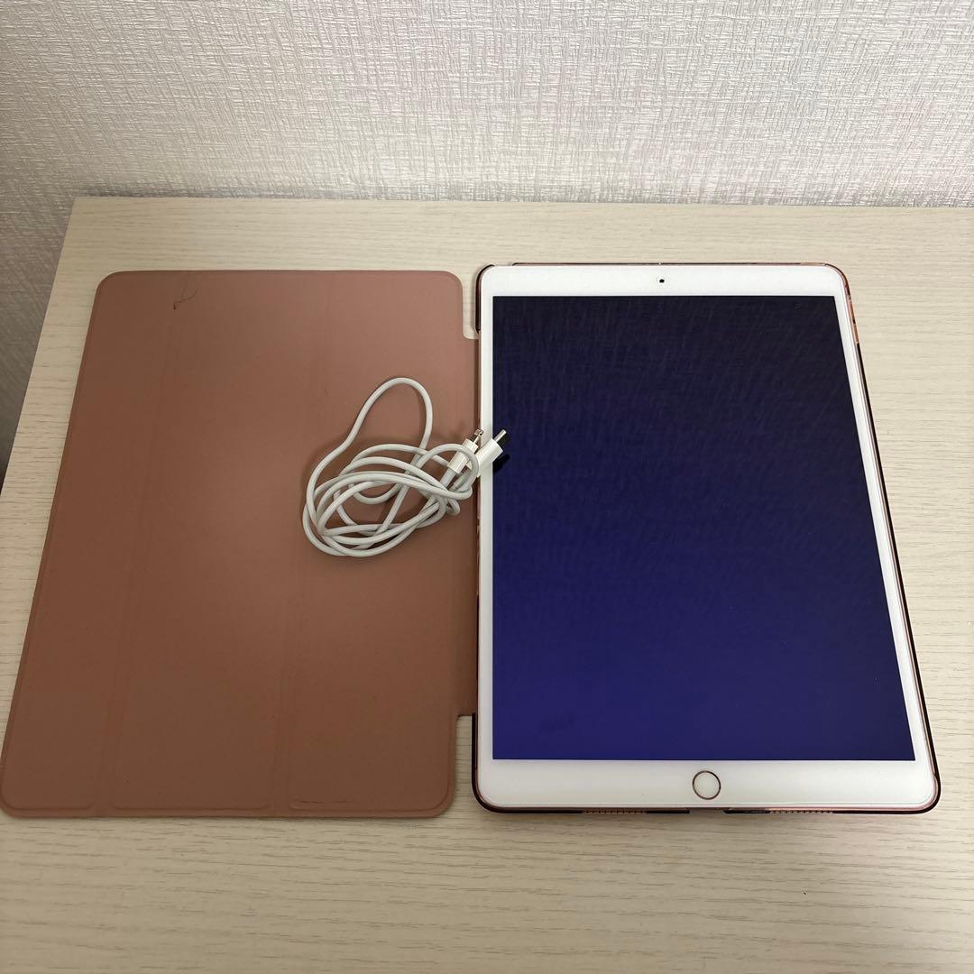 iPad Pro 10.5 ピンク充電ケーブル付き