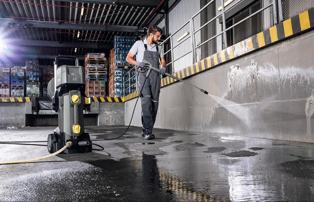 ケルヒャー 業務用 コードレス 冷水高圧洗浄機 HD 4/11 C Bp
