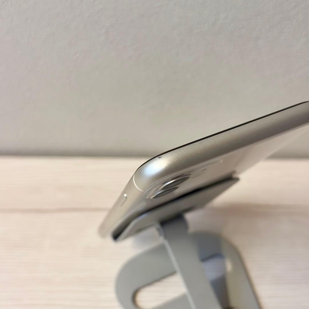 iPhone 11 64GB ホワイト