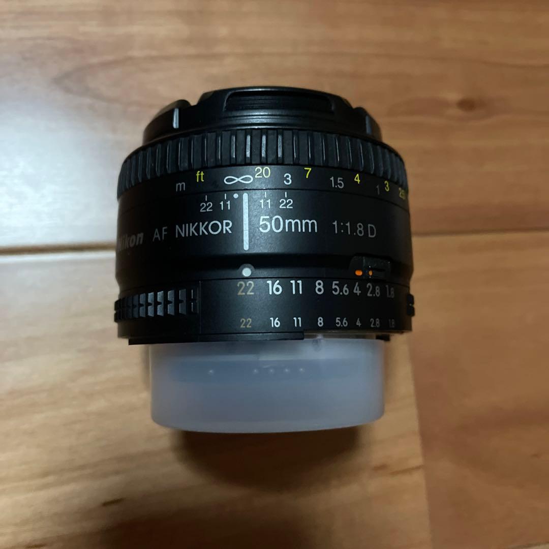 Nikon D3200 単焦点レンズ　セルフスタンド付き
