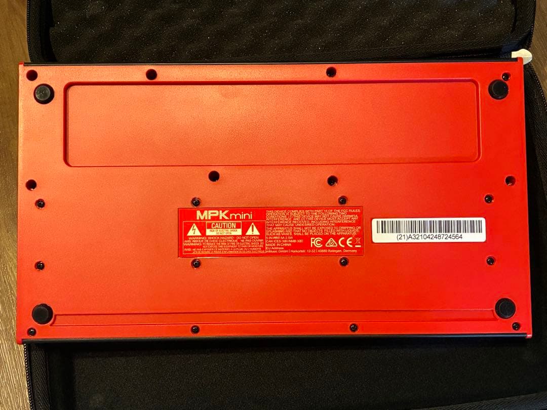 AKAI MPK Mini MK3 MIDIキーボード(本体・ケーブル・ケース)