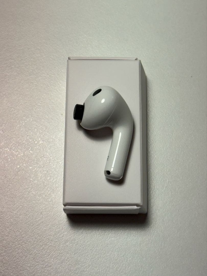 【純正品】AirPods Pro 3 右耳パーツRight
