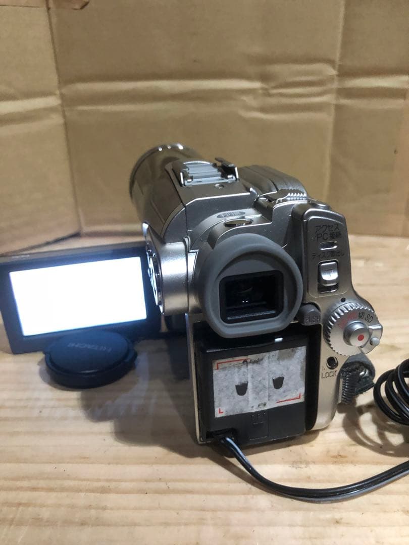 ビデオカメラ HITACHI DVD CAMERA   DZ-HS303