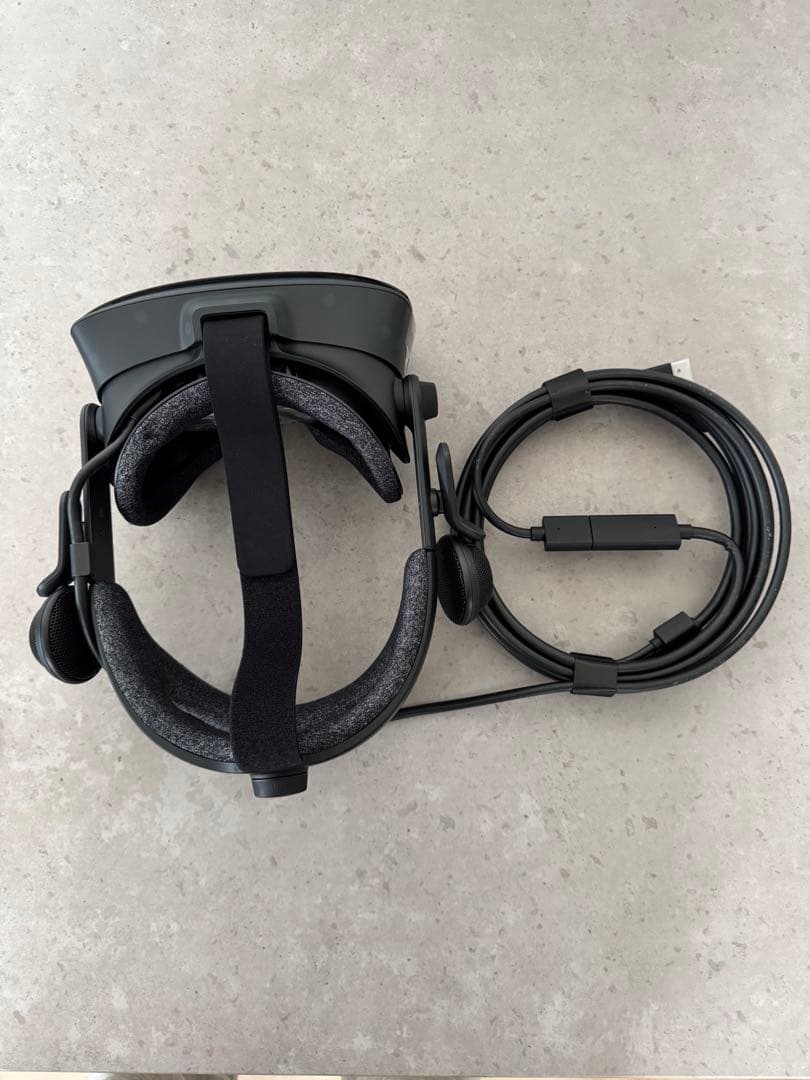 VR ゴーグル　VRChat Valve Index HMD