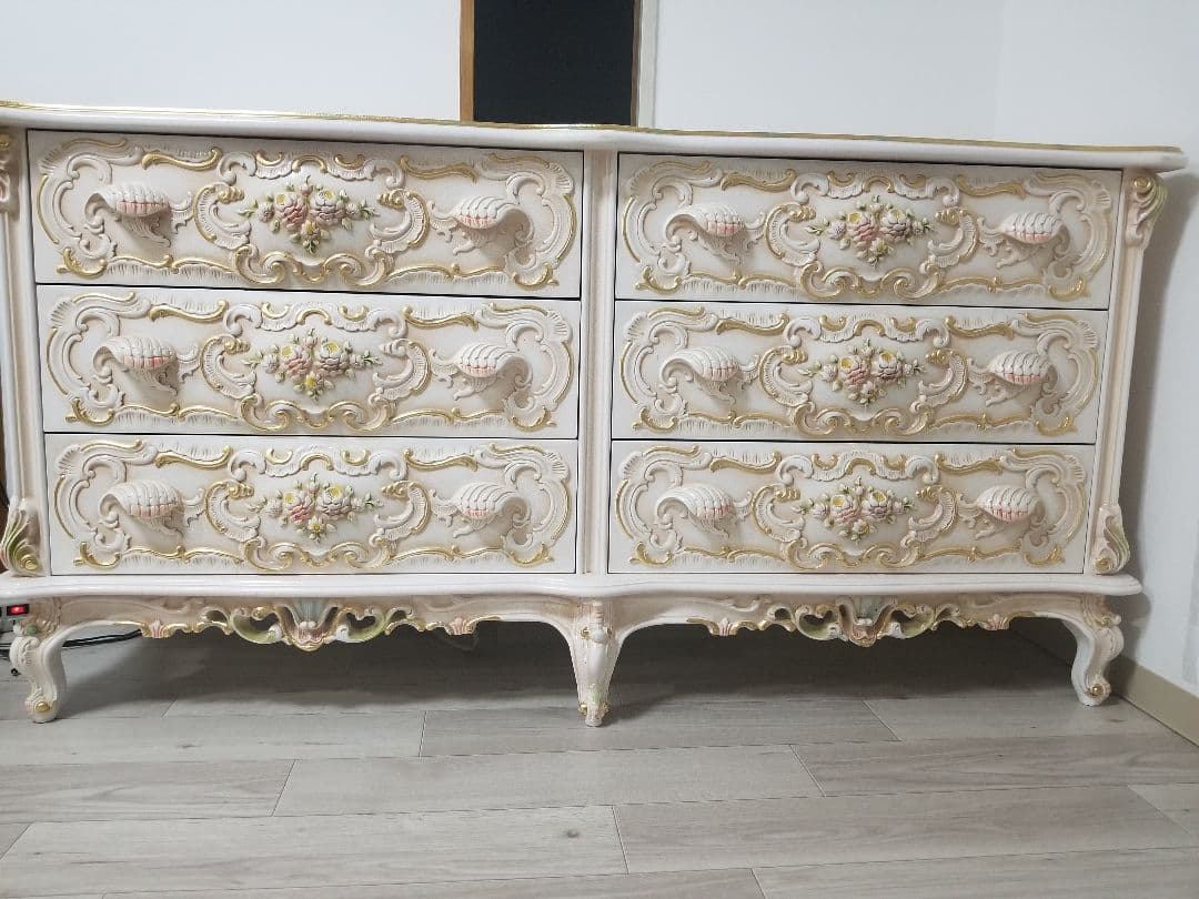 ロココ調　姫系チェスト　テレビ台