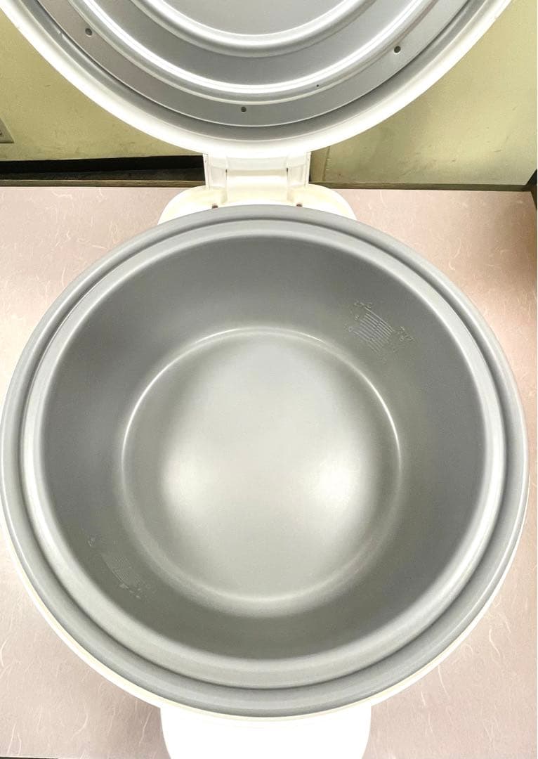 A284 新品❗️1.5升炊飯ジャーパナソニック業務用