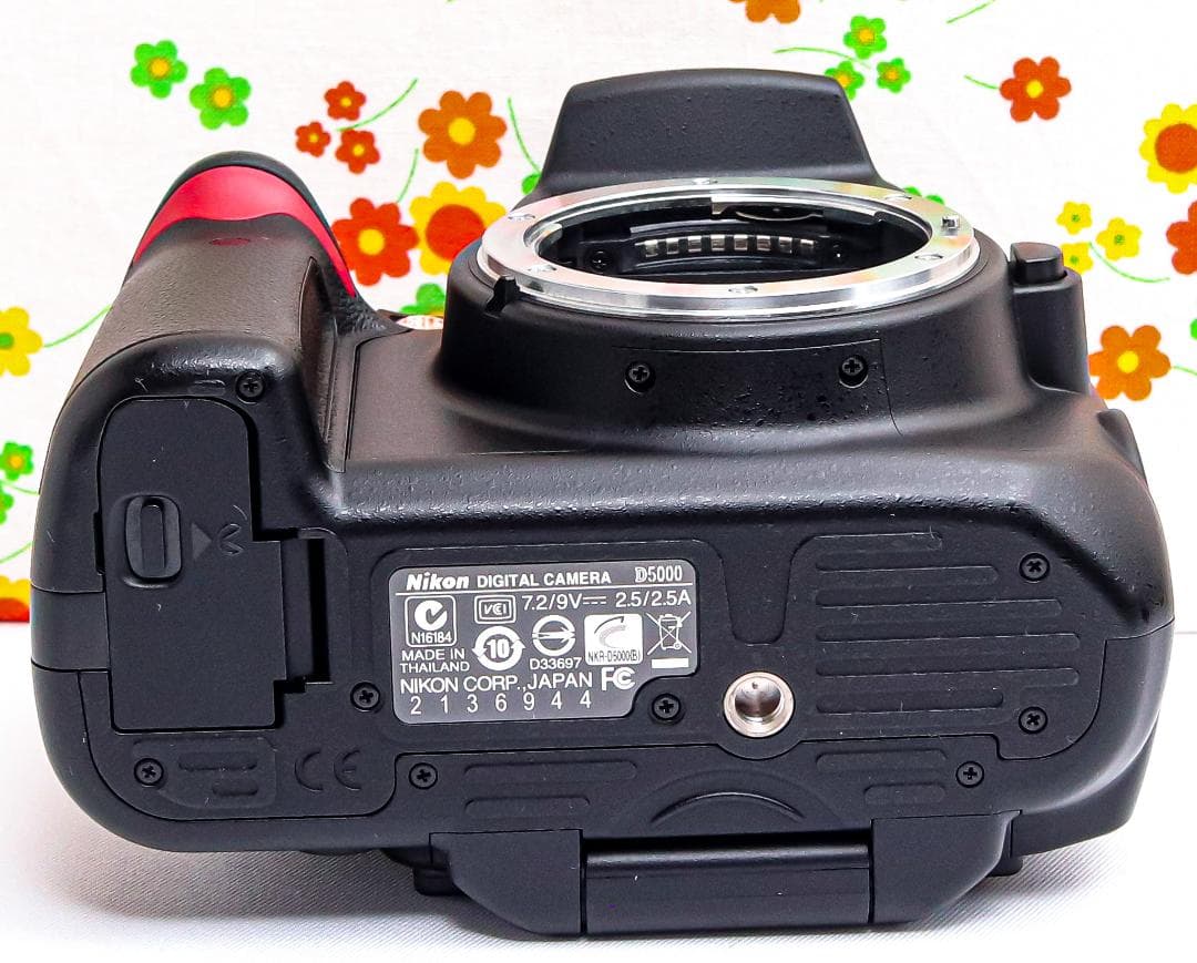 Nikon D5000☆動画撮影☆スマホに送れる！☆デジタル一眼レフ