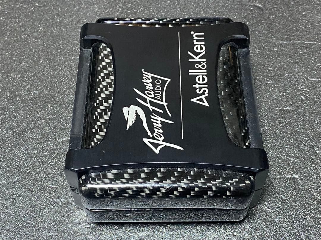 JH audio Astell & Kern LAYLA 専用 カーボンケース
