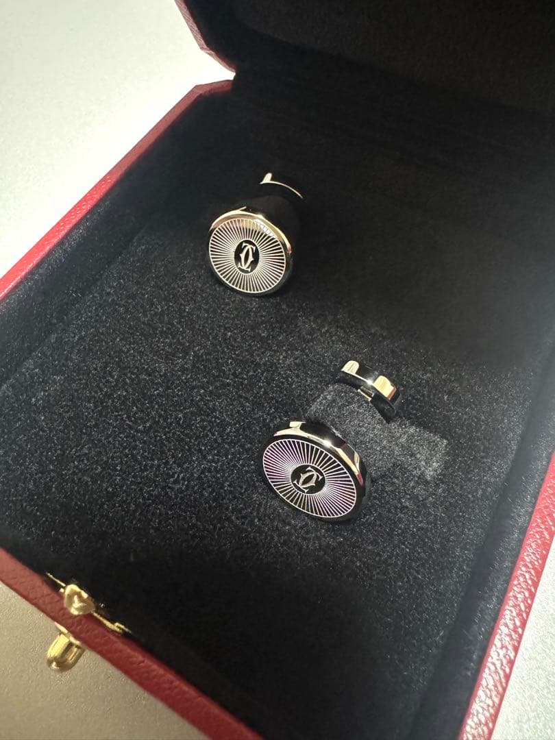 未使用 Cartier カルティエ　カフリンクス　カフス箱・保証書付き