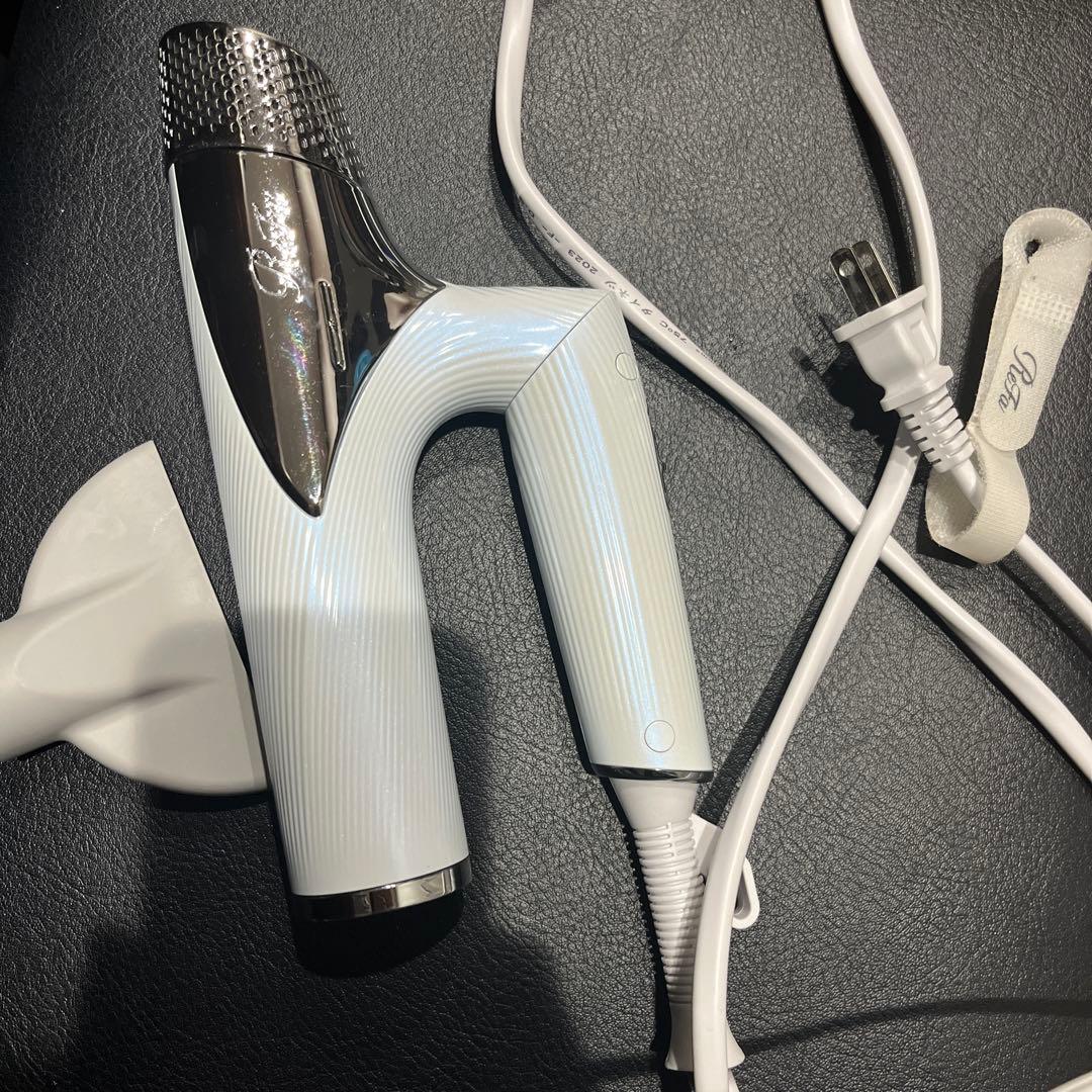 リファ　ドライヤー　2024 内容をお読みください