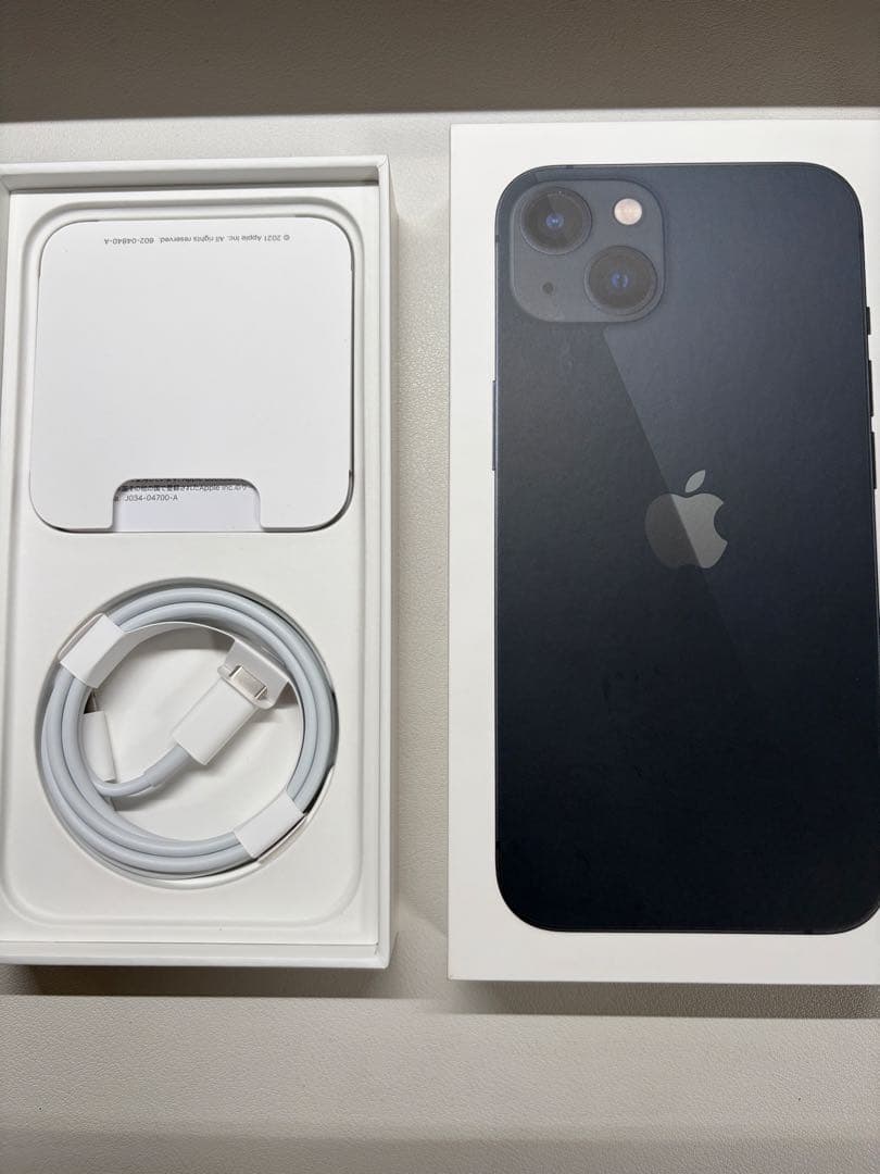 【美品】バッテリー90% iPhone 13 256GBミッドナイトSIMフリー