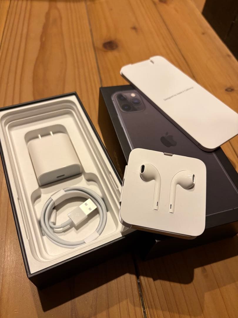 iPhone 11 Pro Max 256GB ジャンク 部品取り SIMフリー