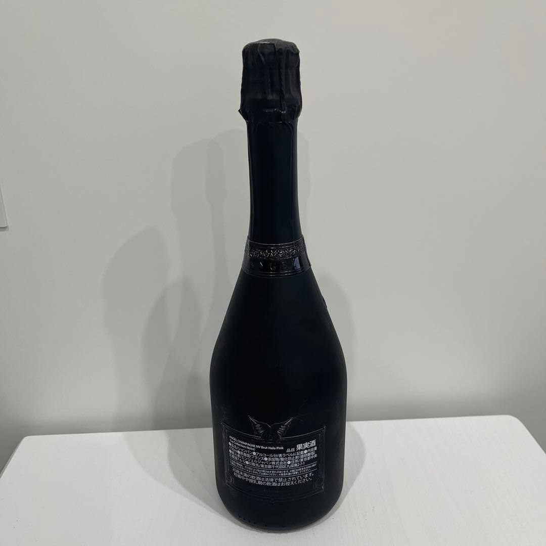 ANGEL シャンパン 黒と赤デザイン