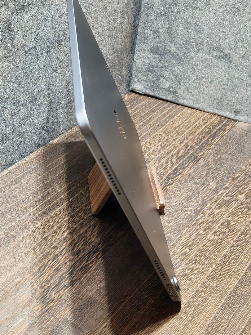 美品 iPad air 第4世代 64GB 222