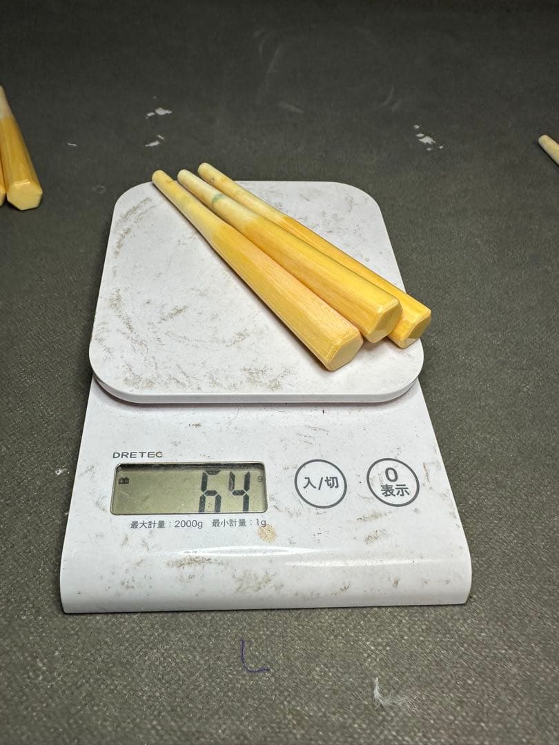 三味線　天然素材　糸巻き　和楽器　弦楽器　民謡　細密細工　アンティーク