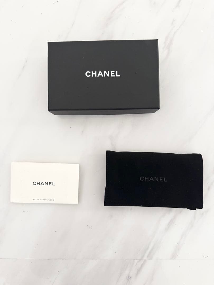 CHANEL カードケース パスケース キャビアスキン ブラック ゴールド金具