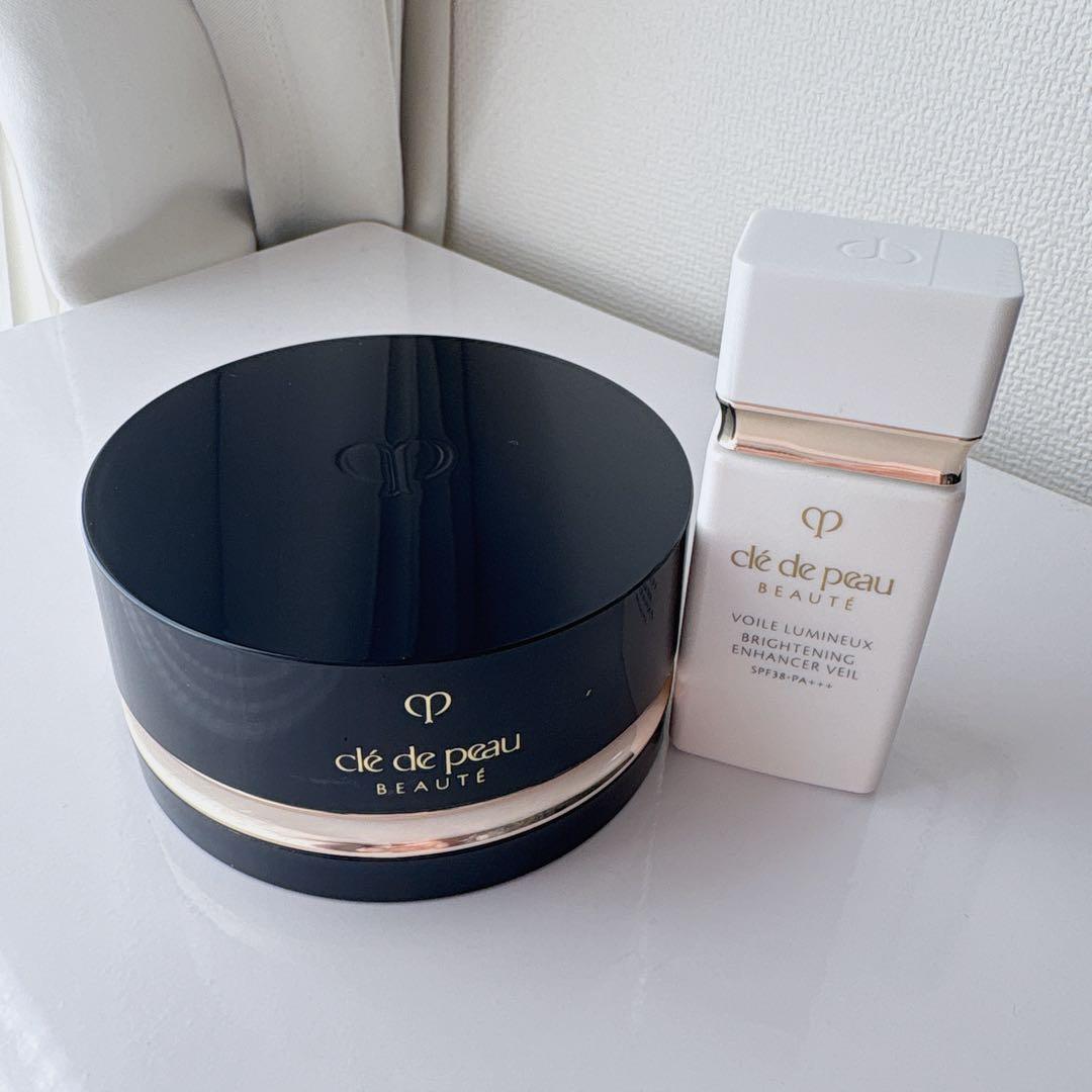clé de peau BEAUTÉ フェイスパウダー　化粧下地　セット