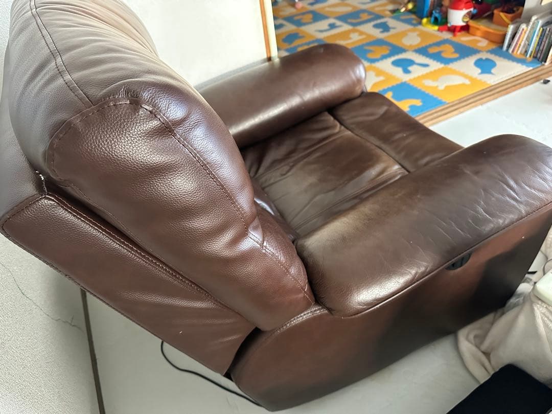 高級★ニトリ　電動リクライニングソファ　厚革　1人用 レザー