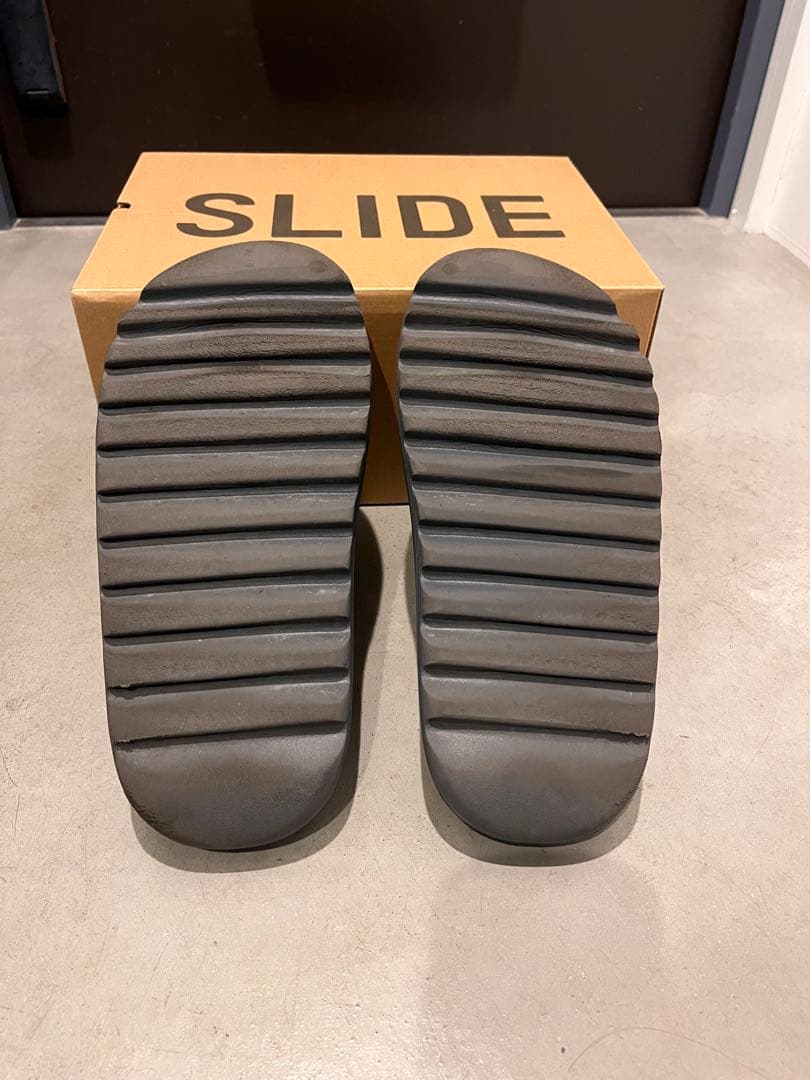 adidas yeezy slide サンダル slate grey 29.5