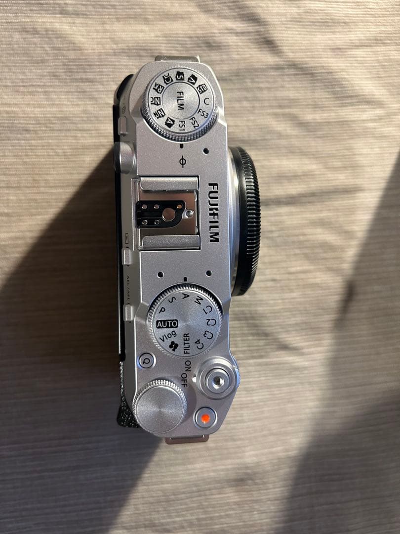 FUJIFILM XM5 シルバー本体のみ　箱無し