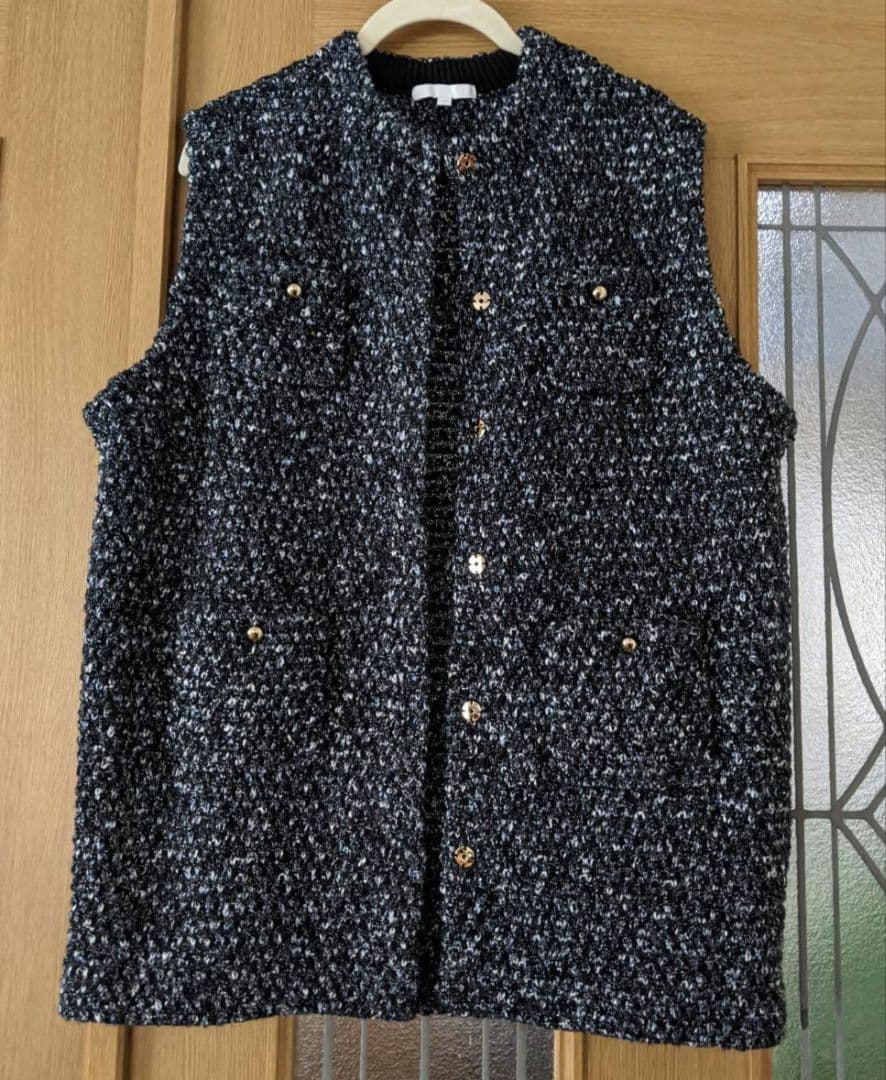 自由区 ツイード調 ニットジレ 44 上品ラメ 23区好きな方にもオンワード
