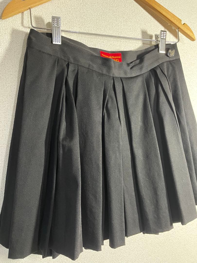 L*a様 ヴィヴィアンウエストウッド プリーツスカート 黒 Mサイズ