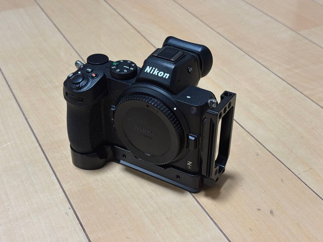 NikonZ5 ボディ　ミラーレスカメラ　smallrig