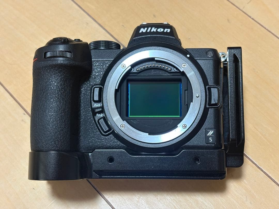 NikonZ5 ボディ　ミラーレスカメラ　smallrig
