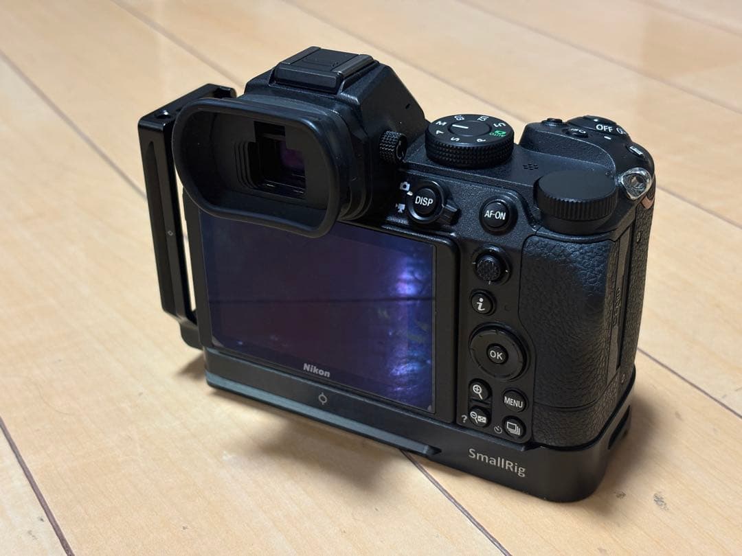 NikonZ5 ボディ　ミラーレスカメラ　smallrig