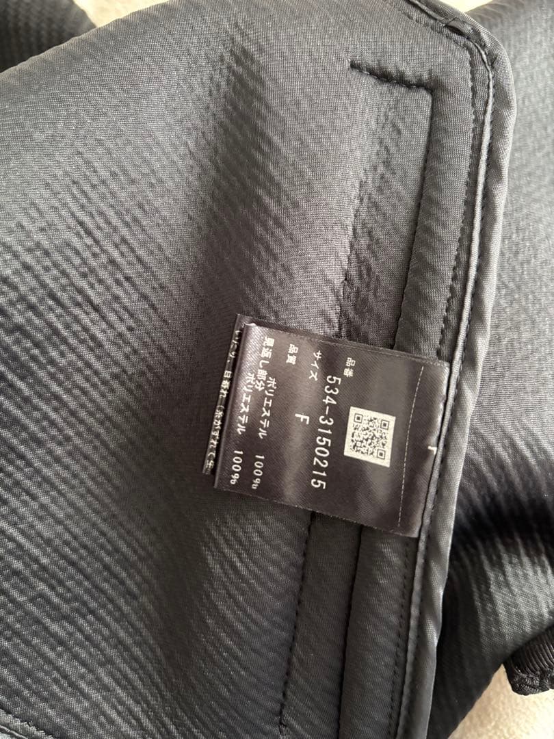 LE PHIL ルフィル スポンディッシュケープ ブラック