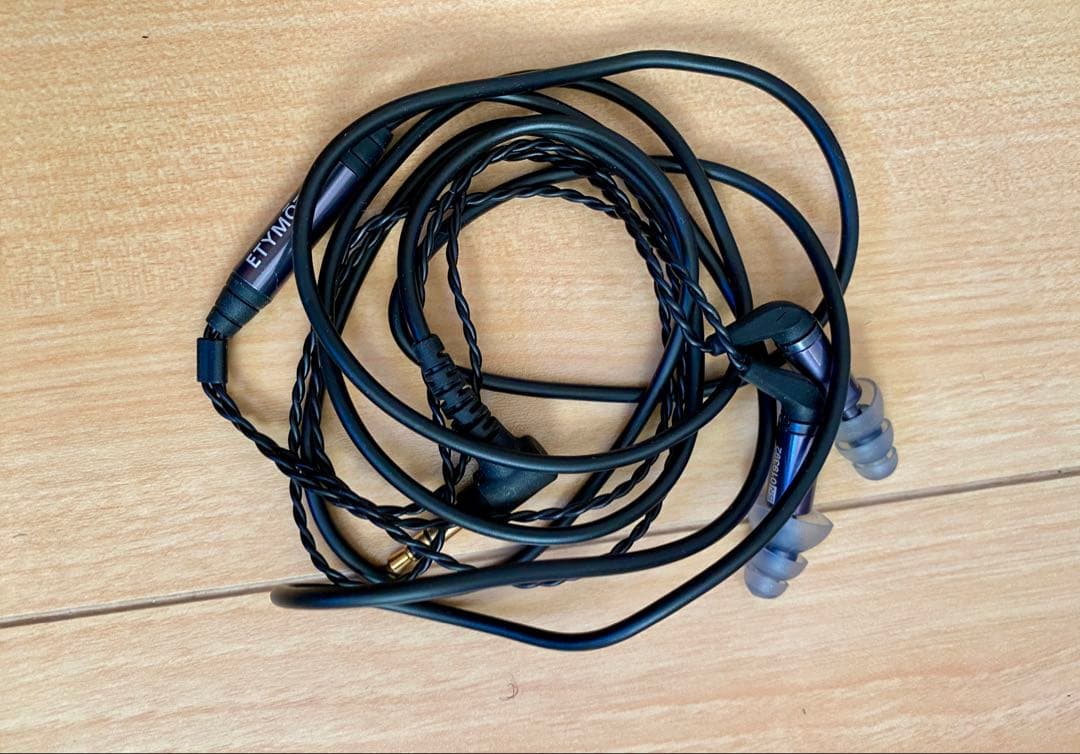 ETYMOTIC ER4XR 有線イヤフォン（更に値下げ）