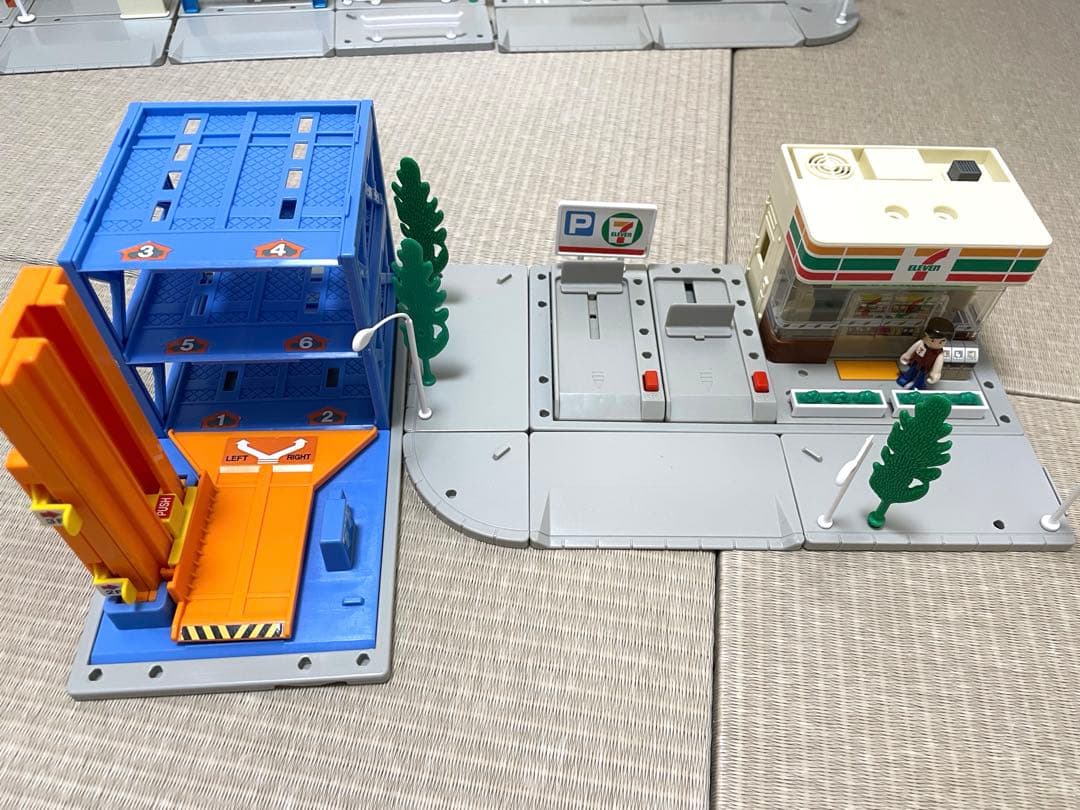 札*く様 トミカタウン　廃盤品など　まとめ売り