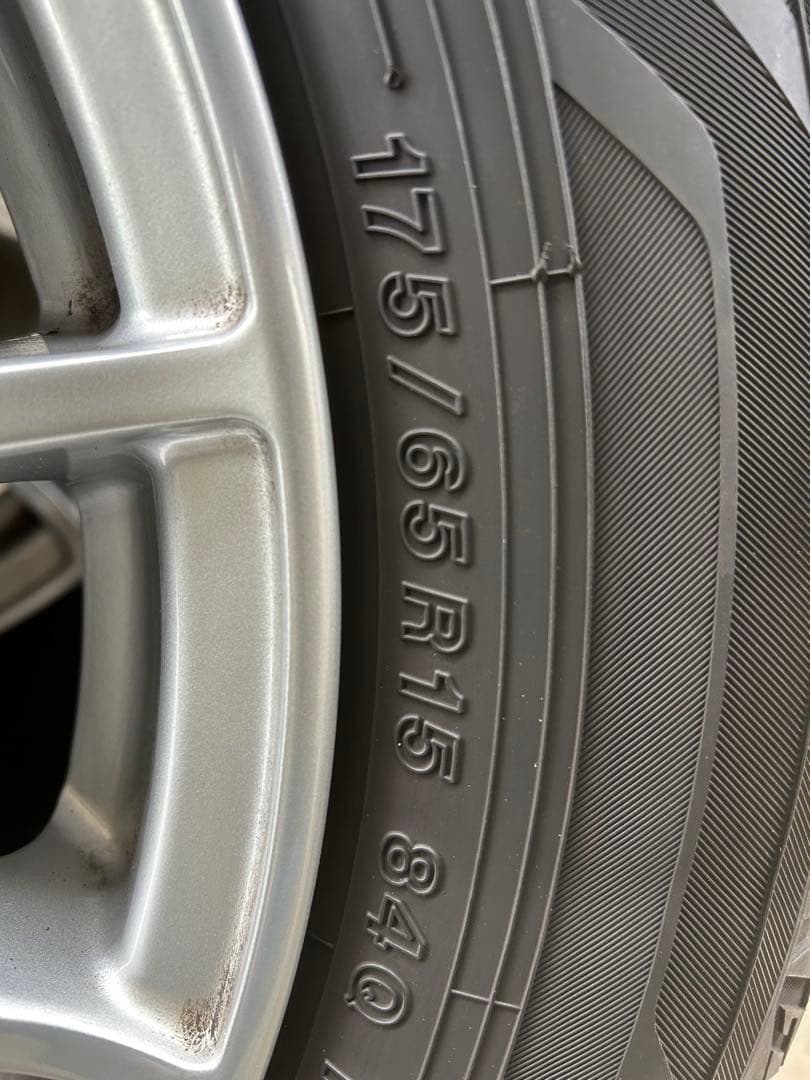 スタッドレスYOKOHAMA 175/65R15 タイヤ・ホイールセット