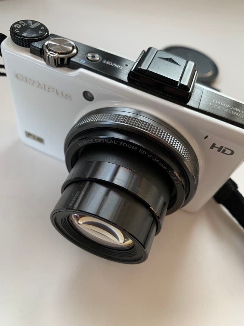 訳アリ　OLYMPUS XZ-1 ホワイト 箱・付属品