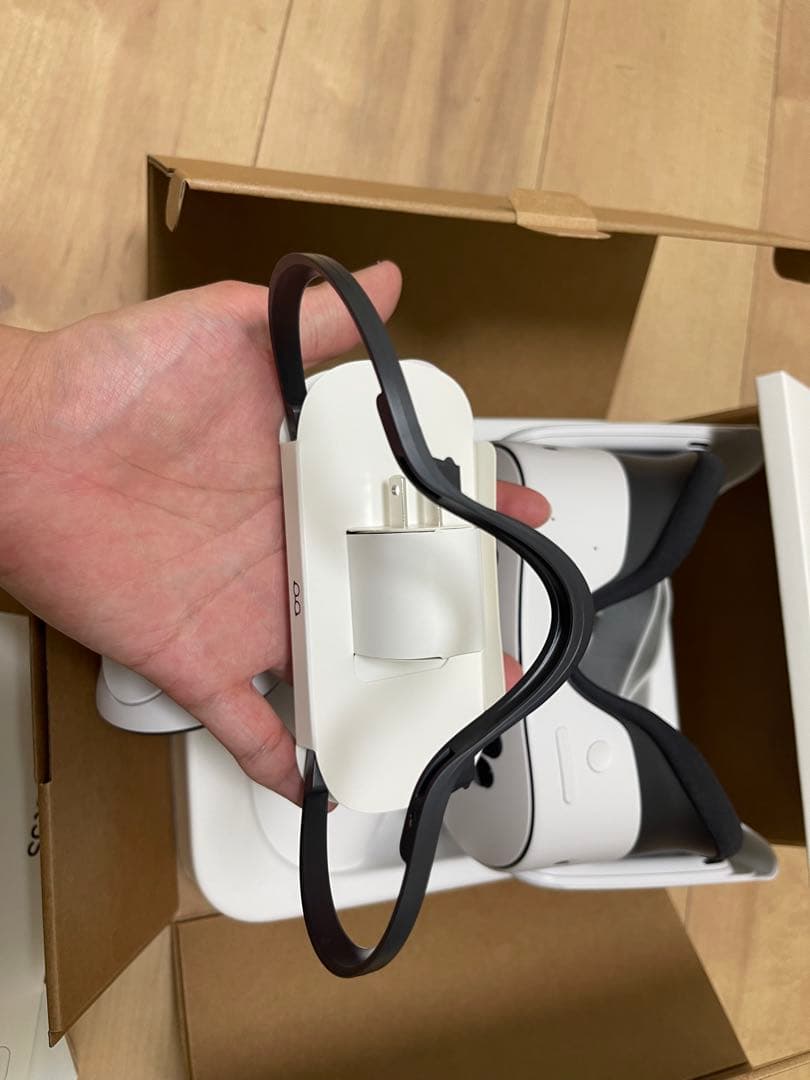 本日到着 ほぼ新品 Quest 3S 128GB 特典未使用付属品未開封