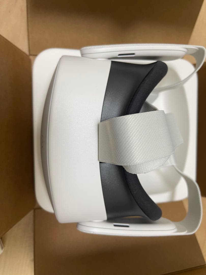 本日到着 ほぼ新品 Quest 3S 128GB 特典未使用付属品未開封