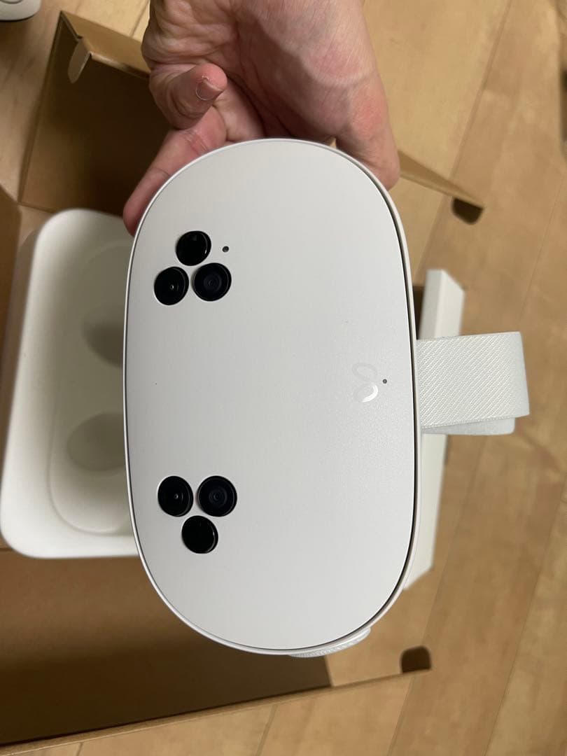 本日到着 ほぼ新品 Quest 3S 128GB 特典未使用付属品未開封