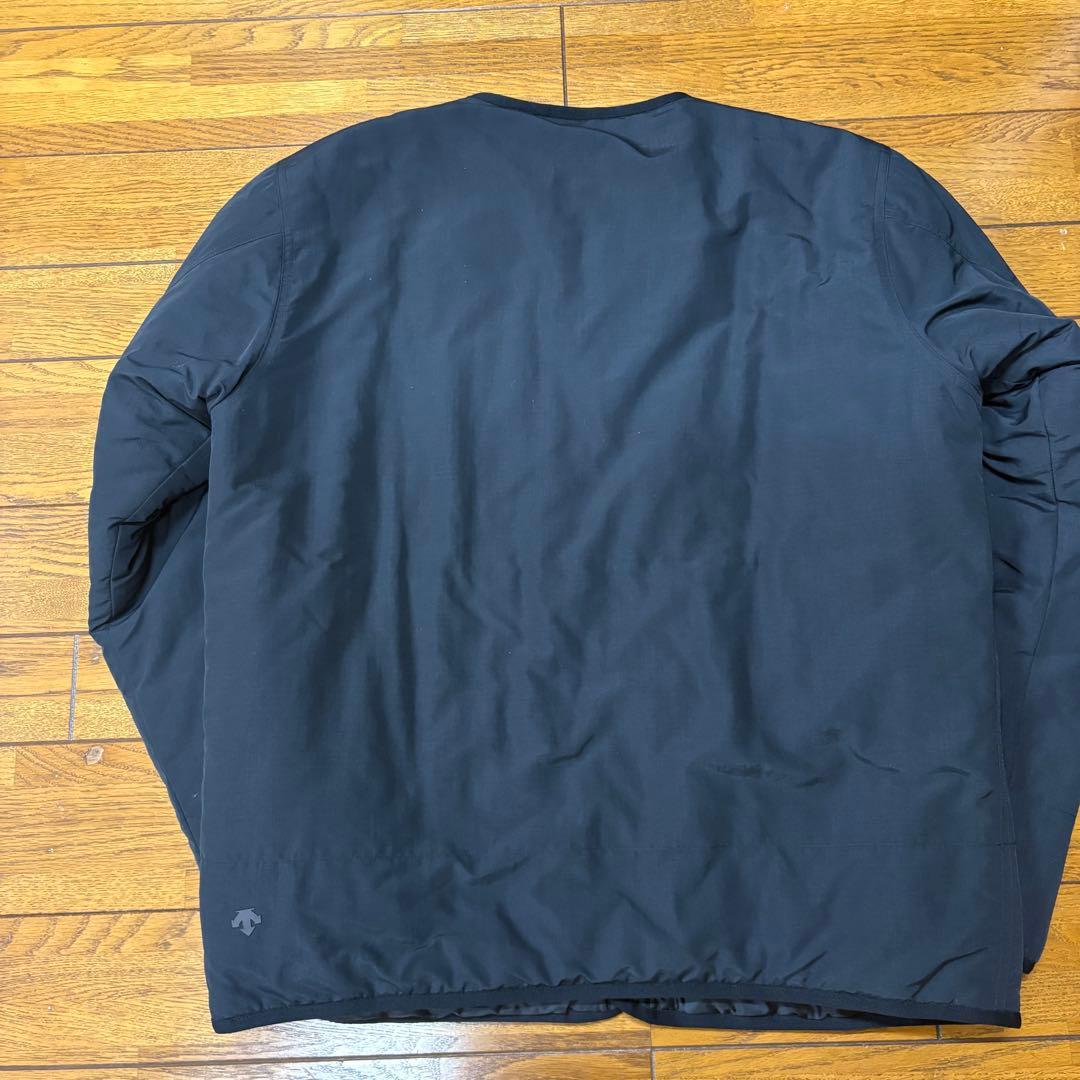 DESCENTE ddd ノーカラーブルゾン