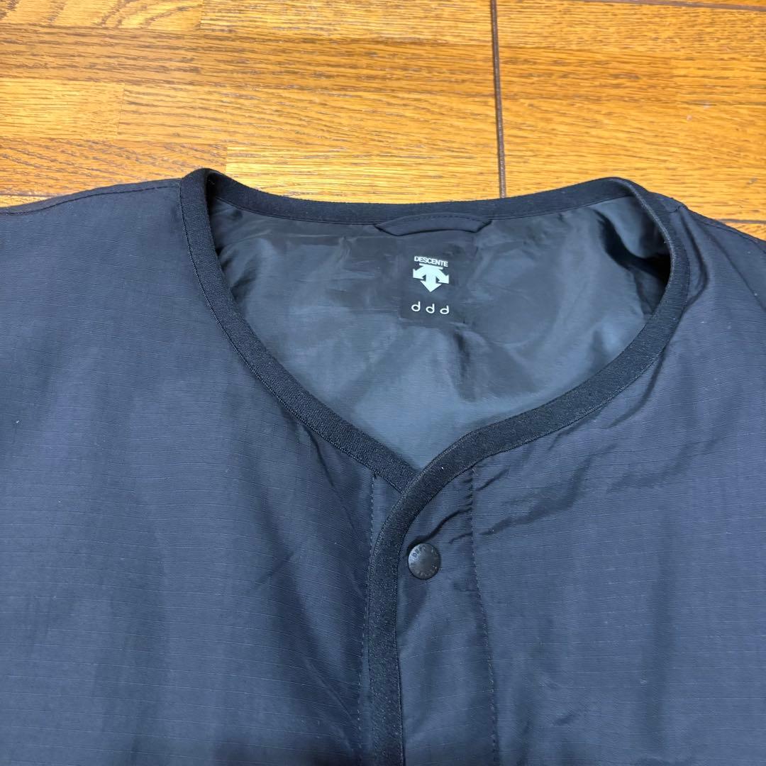 DESCENTE ddd ノーカラーブルゾン