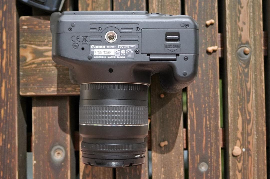 Canon キャノン EOS Kiss X5 1800万画素 おまけレンズ付