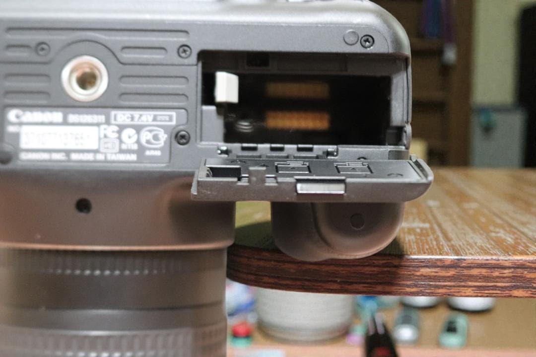 Canon キャノン EOS Kiss X5 1800万画素 おまけレンズ付