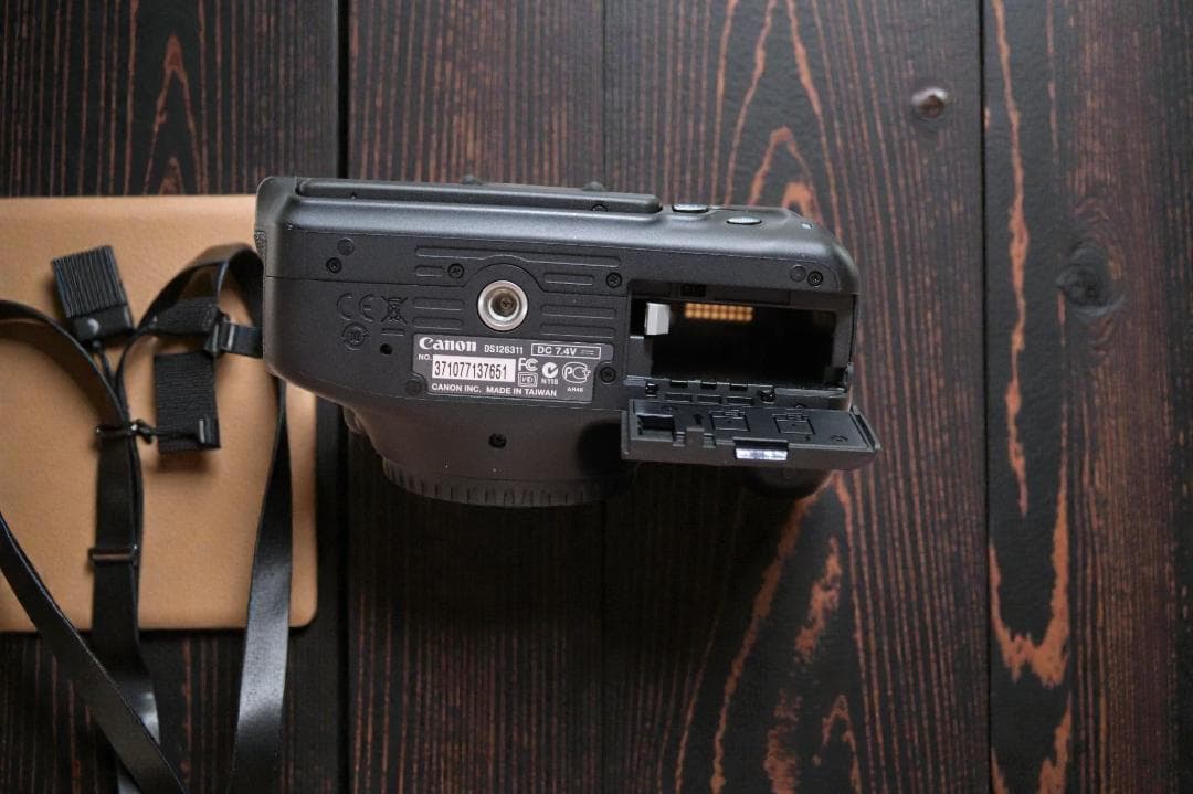 Canon キャノン EOS Kiss X5 1800万画素 おまけレンズ付