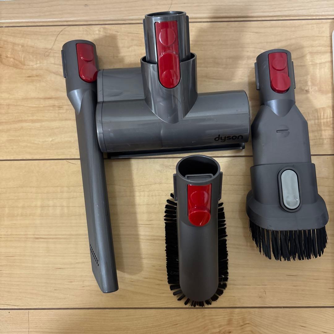 P*H様 Dyson SV12 スティッククリーナー 本体　スタンド付【ネジ一個