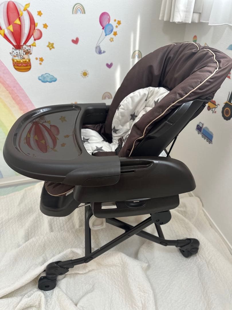 【美品 限定モデル】Combi コンビネムリラ 電動ハイローチェア