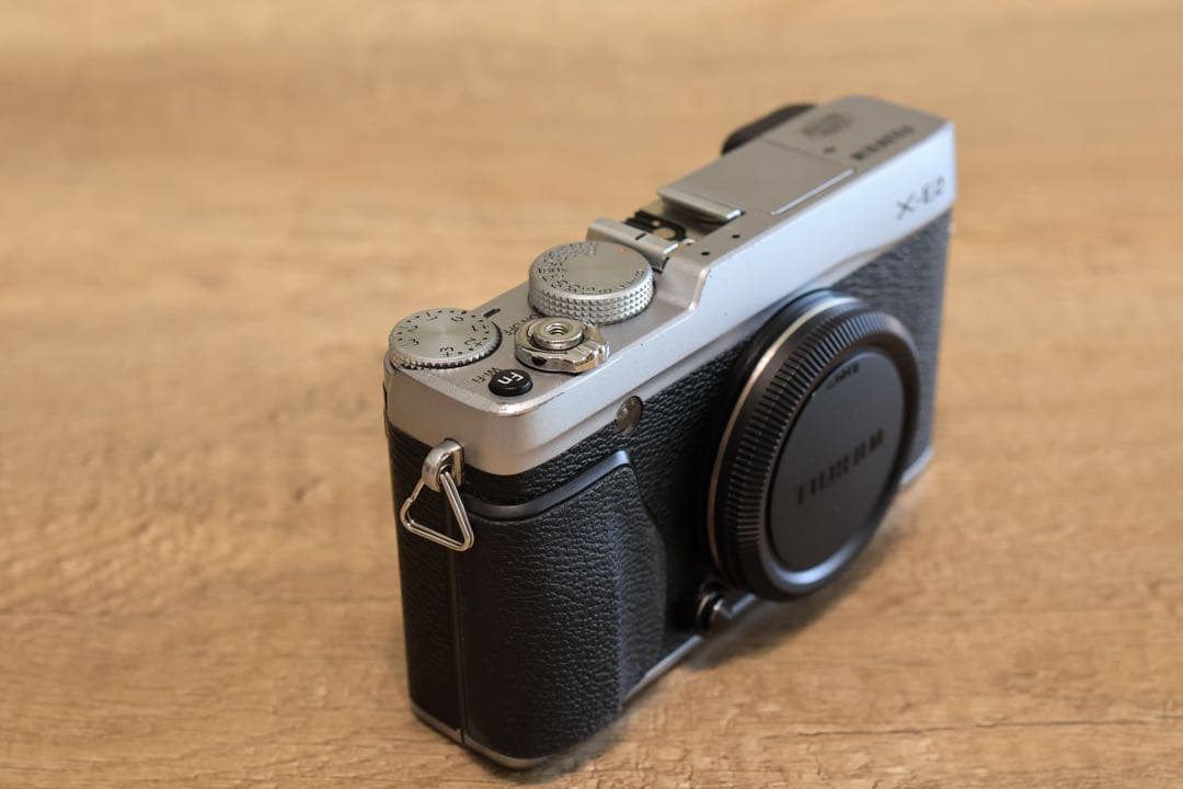 FUJIFILM X-E2 ボディ ミラーレスカメラ