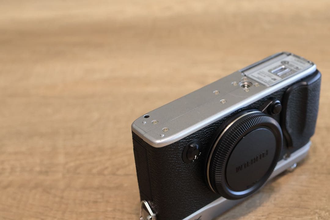 FUJIFILM X-E2 ボディ ミラーレスカメラ